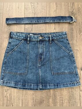 Aeropostale Blue Denim Mini Skirt with pockets Size 6